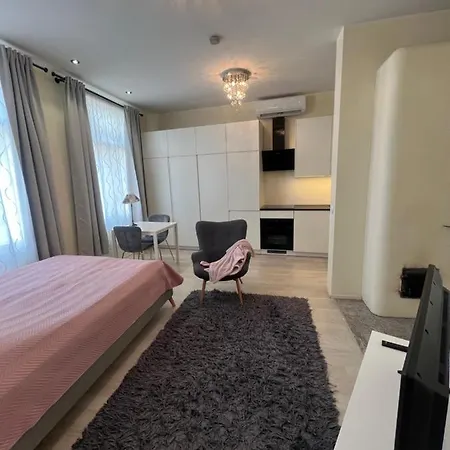 Lejlighed Aia Street *