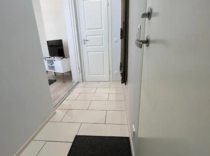 Aia Street شقة بارنو